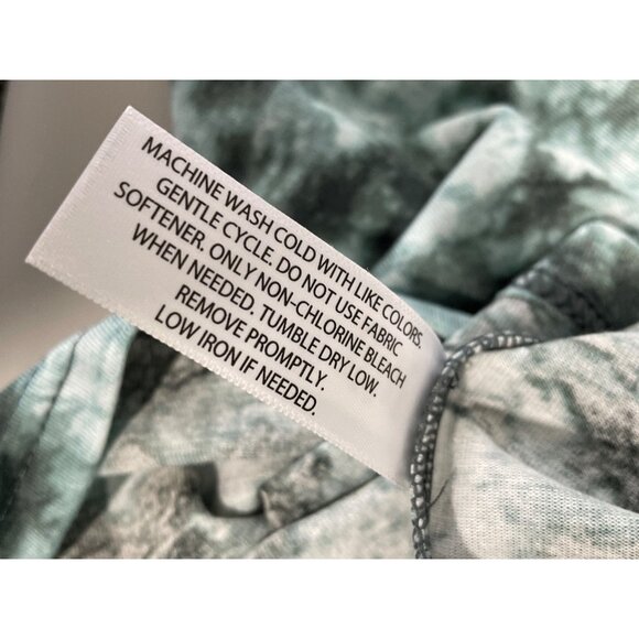 Cuddl Duds Tee and Bermuda Set Men Small Crewneck Short Sleeve Green Tie Dye NEW - Picture 6 of 8